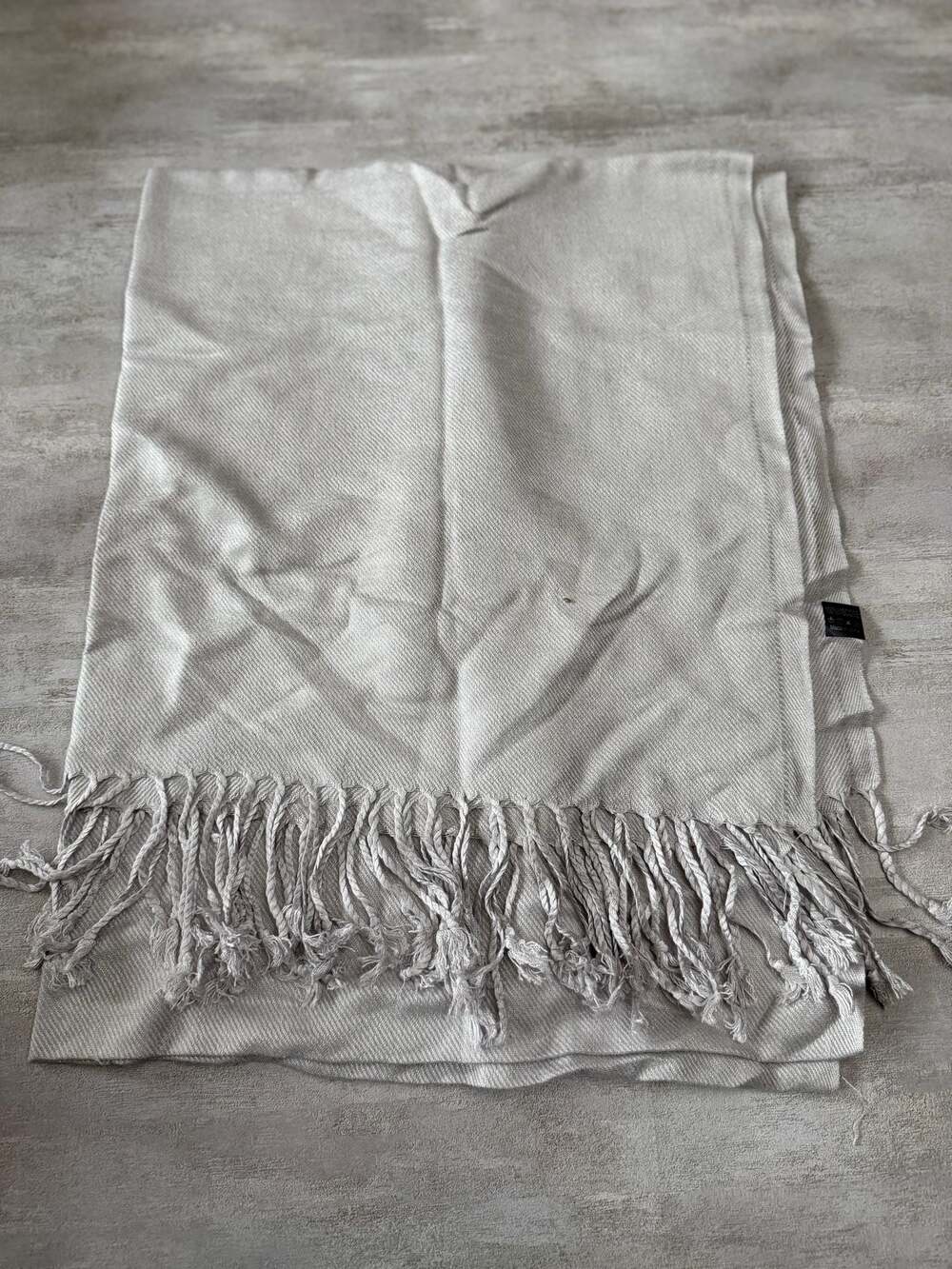 Kuldip Women's Silver Gray 100% Viscose Pashmina Scarf with Fringe